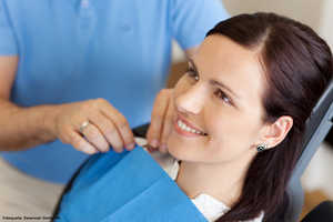 zahnarzt,zahnkontrolle,zahnreinigung,krone zahn,zahnersatz preise,implantate ungarn