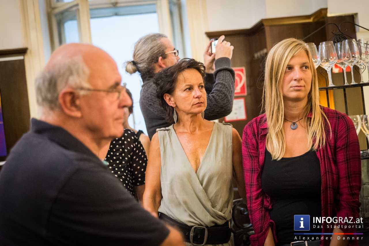 verhackART Vernissage ‚fremd‘ - im Grand Café Kaiserfeld - 011