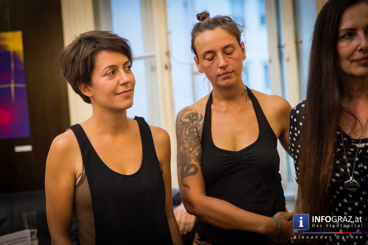 verhackART Vernissage ‚fremd‘ - im Grand Café Kaiserfeld - 014