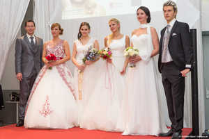 Hochzeitsmesse in Graz,Brautmode,Modenschau,Hochzeitskleider online,Standesamt,Schleier