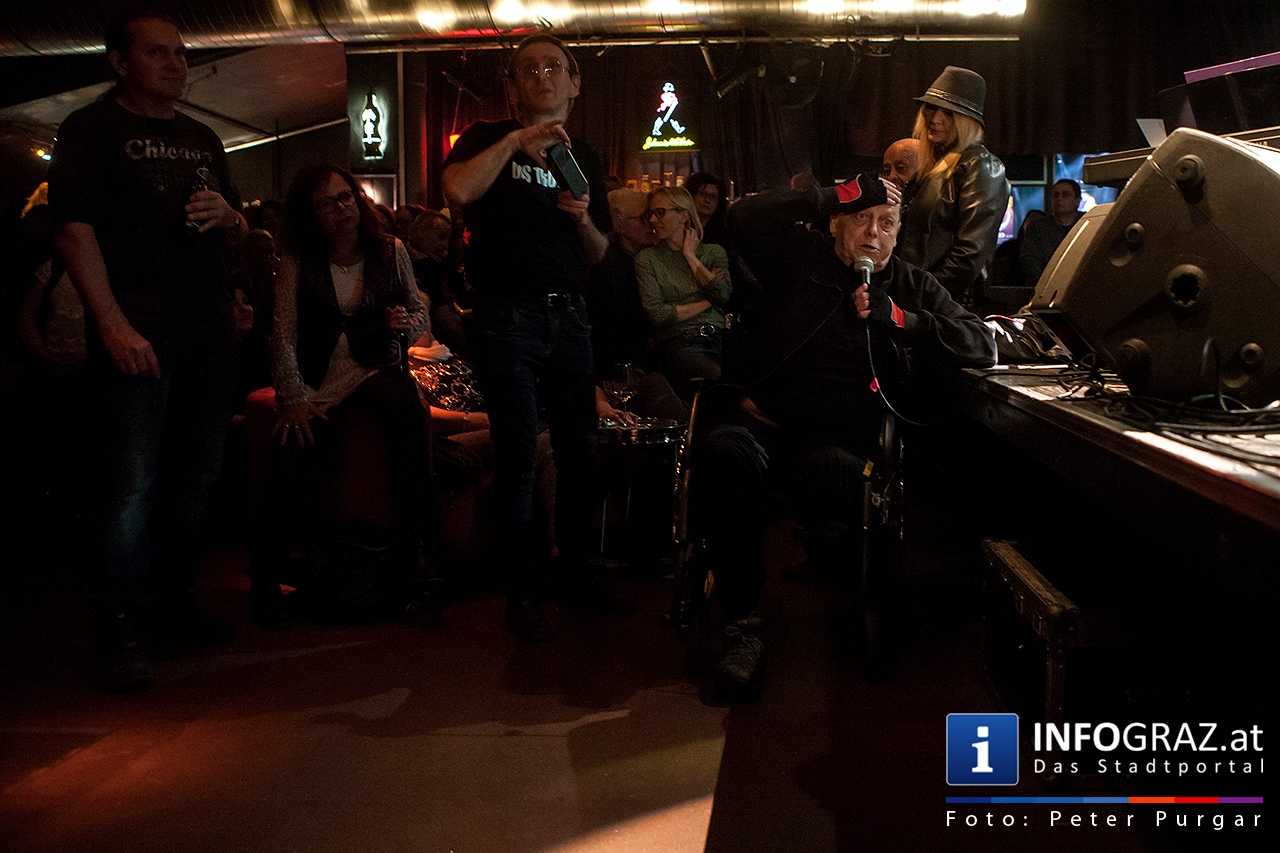 Music for Mecky - With a little help from my friends - 090