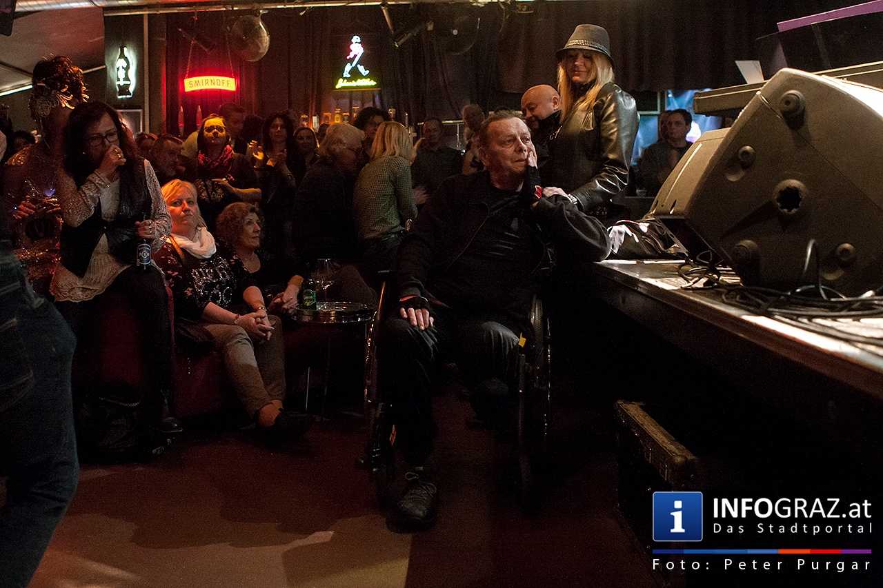 Music for Mecky - With a little help from my friends - 092