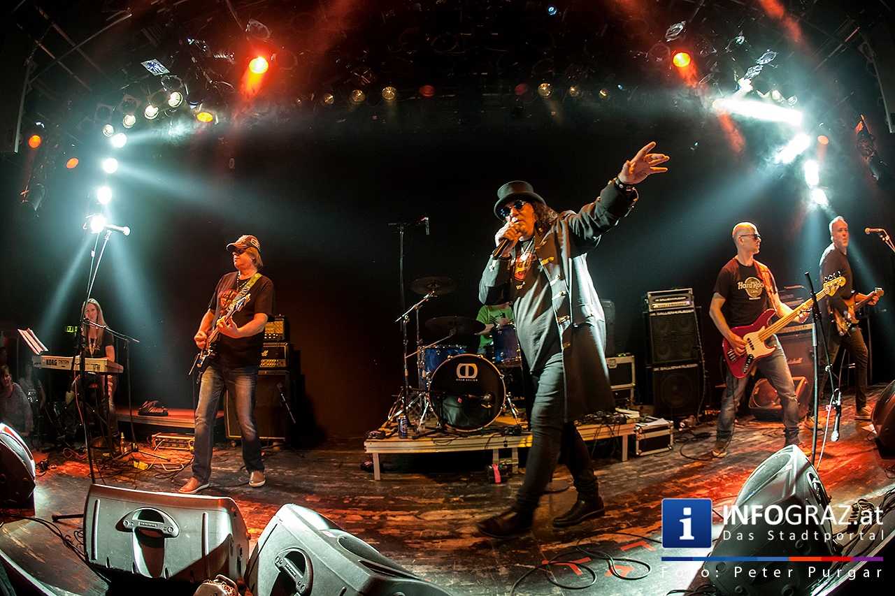 ‚With a little help from my friends’ - Music for Mecky - 028