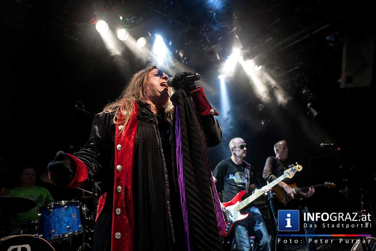 ‚With a little help from my friends’ - Music for Mecky - 036