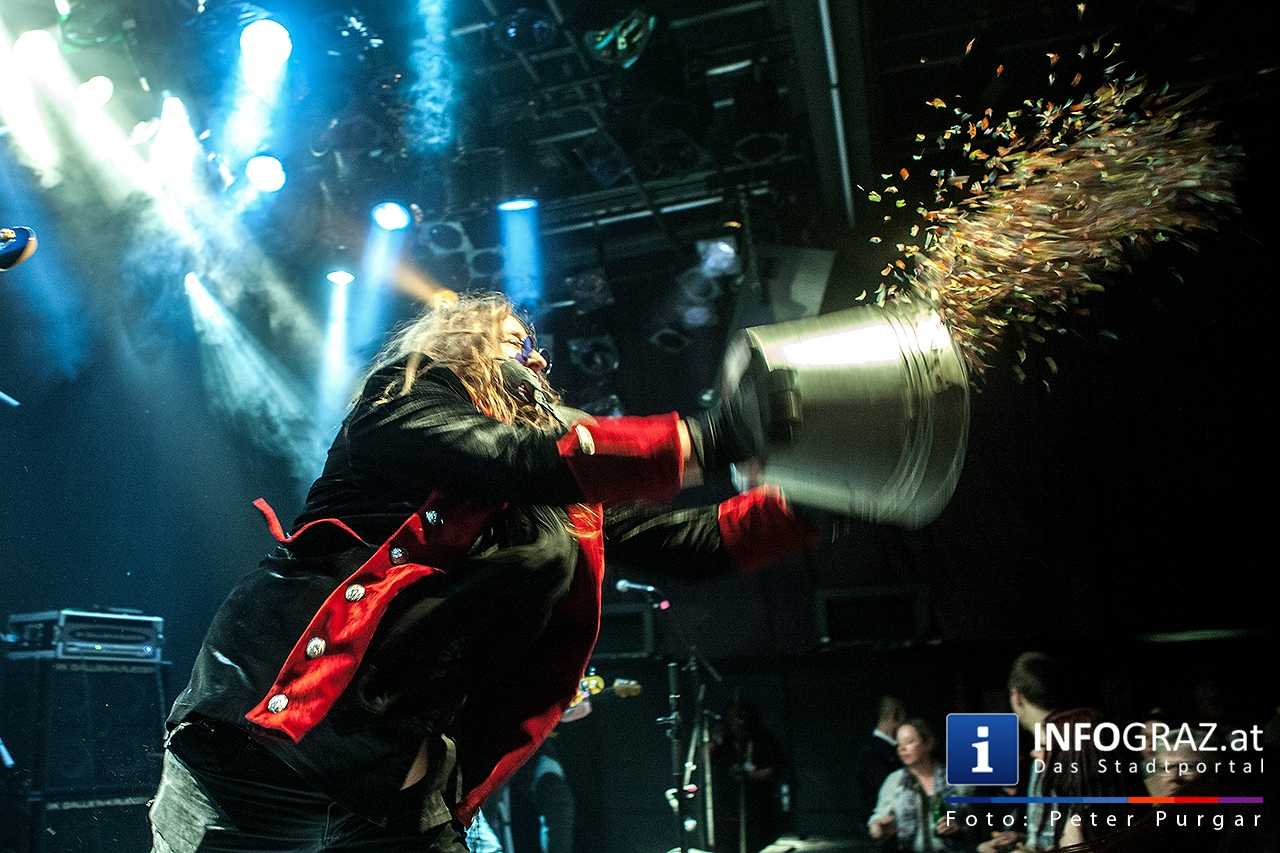 ‚With a little help from my friends’ - Music for Mecky - 040