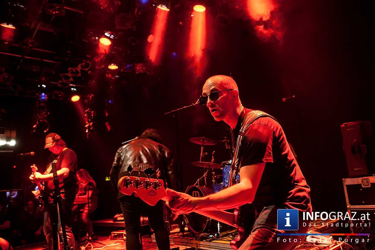 ‚With a little help from my friends’ - Music for Mecky - 051