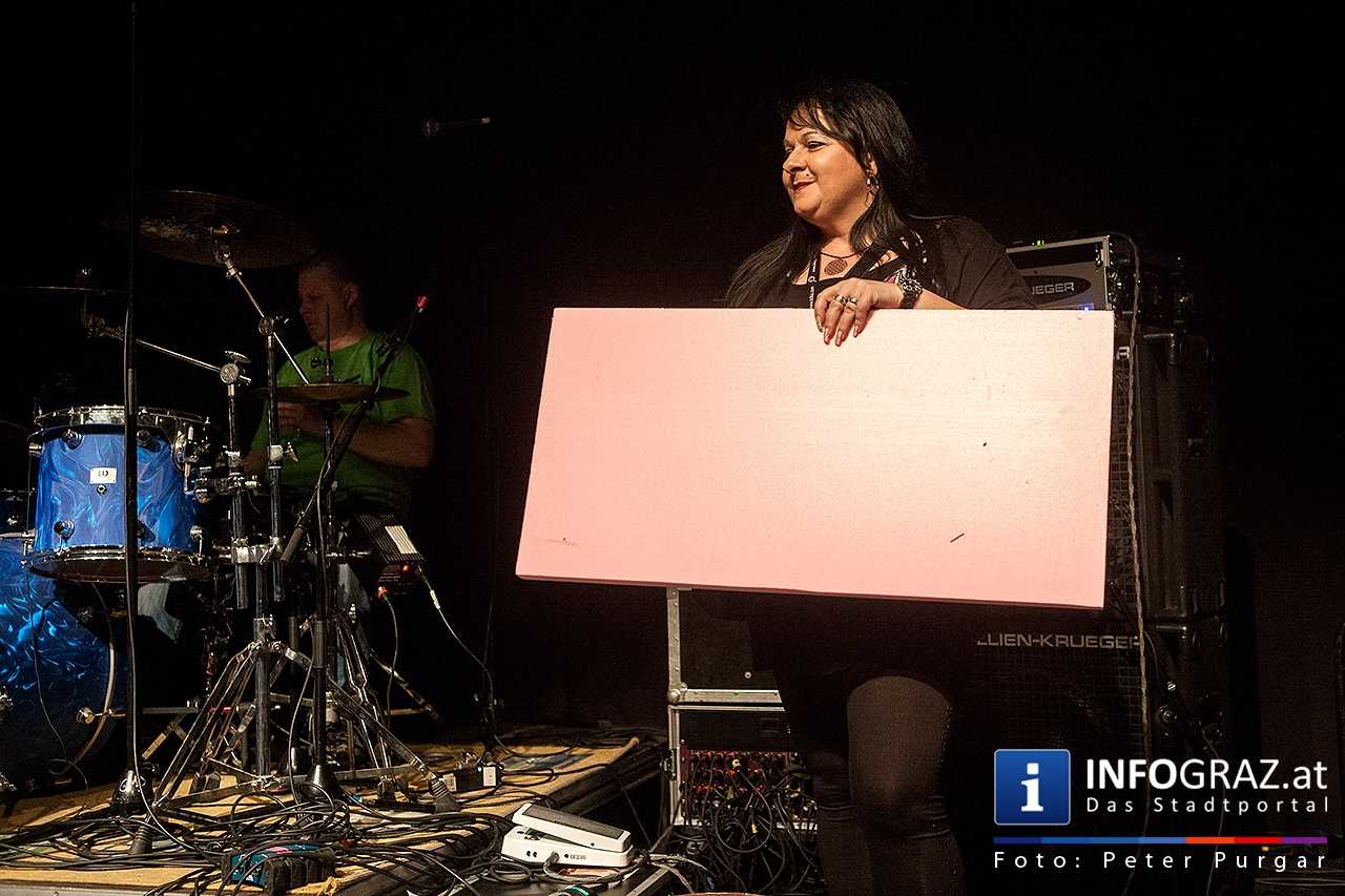 ‚With a little help from my friends’ - Music for Mecky - 063