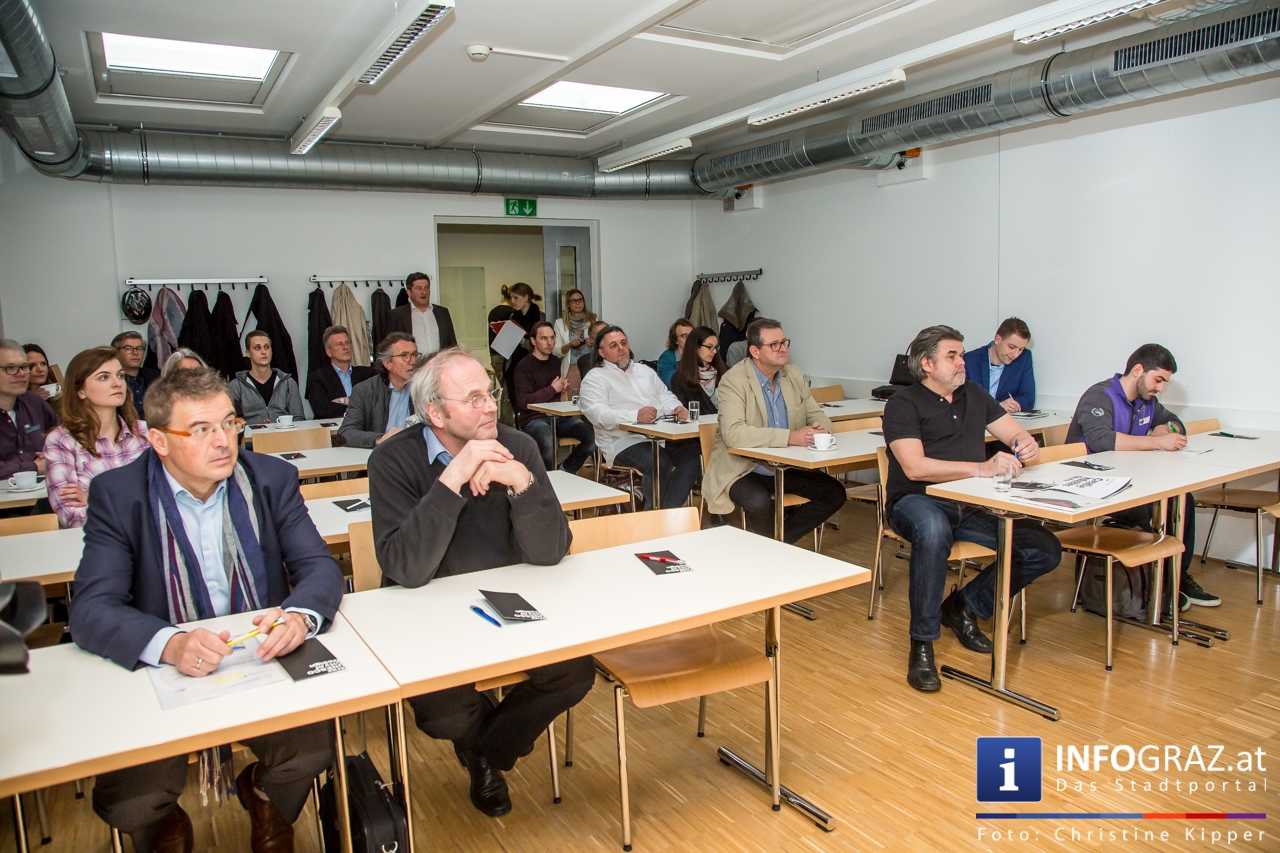 Smarte Stadtmöbel aus Holz - Designmonat Graz 2017 - 023