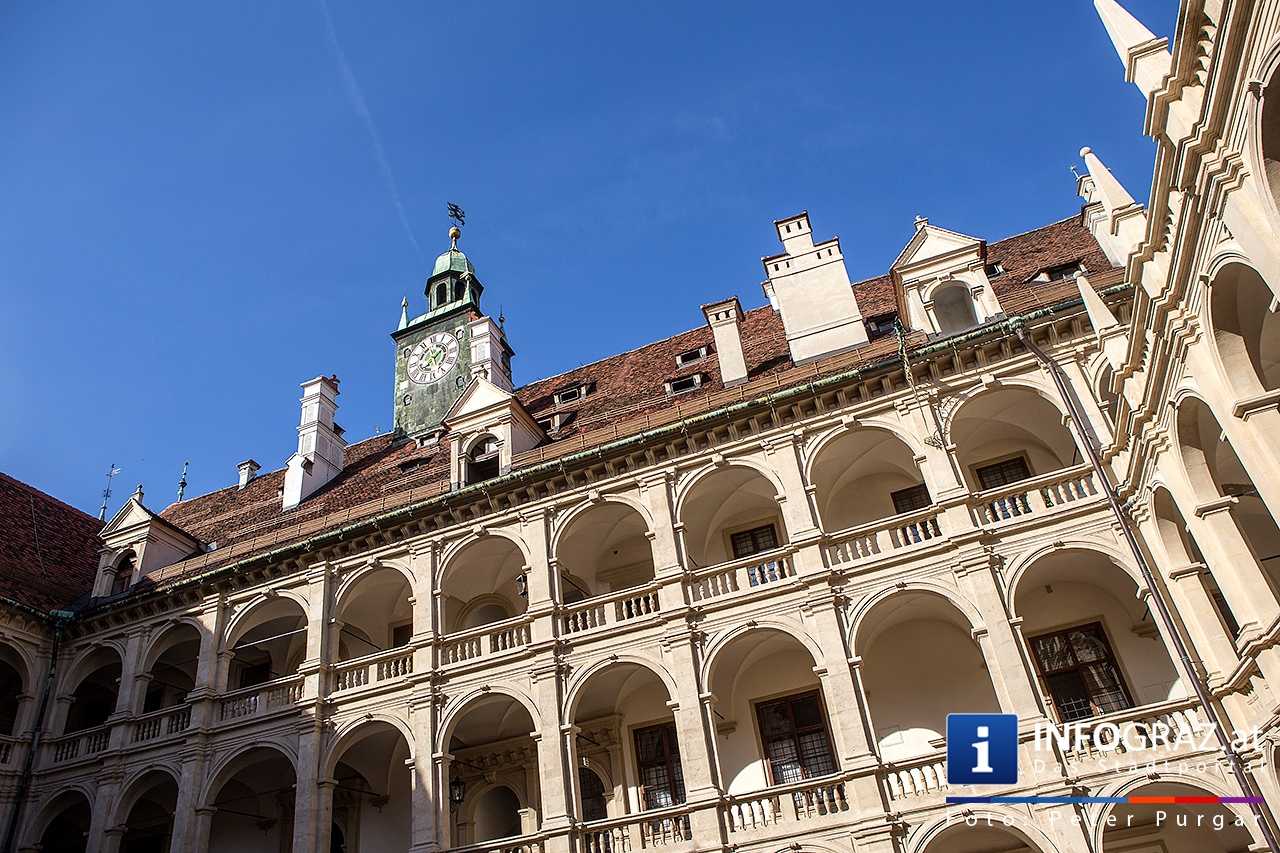 Ausstellungseröffnung von Julia Bauernfeind im Landhaus Graz - 002