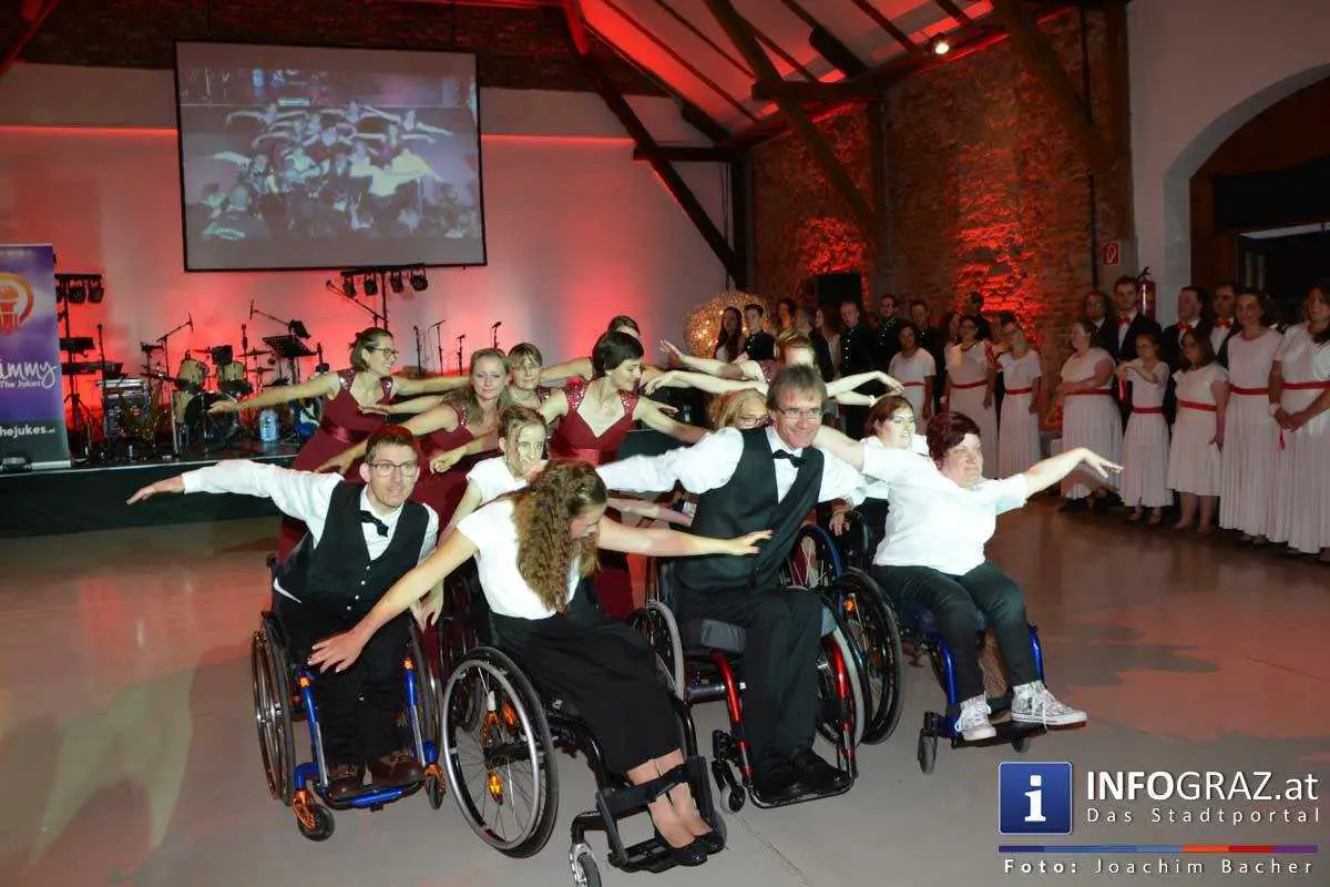 Swinging Wheels,Rollstuhl Choreographie,feiern,Organisation,Verein Dance and make a difference