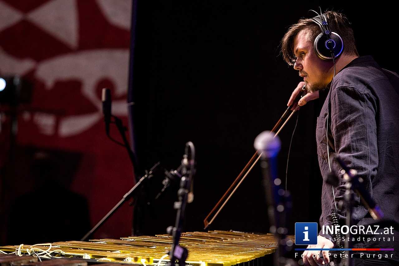 Sawoff / Meinhart - ‚Exit Universe’ - 011