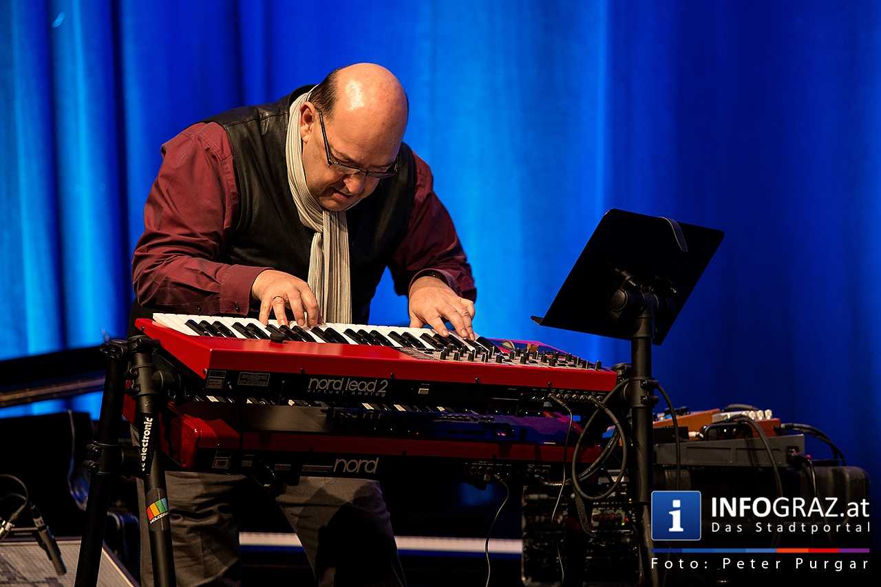 Sawoff / Meinhart - ‚Exit Universe’ - 004