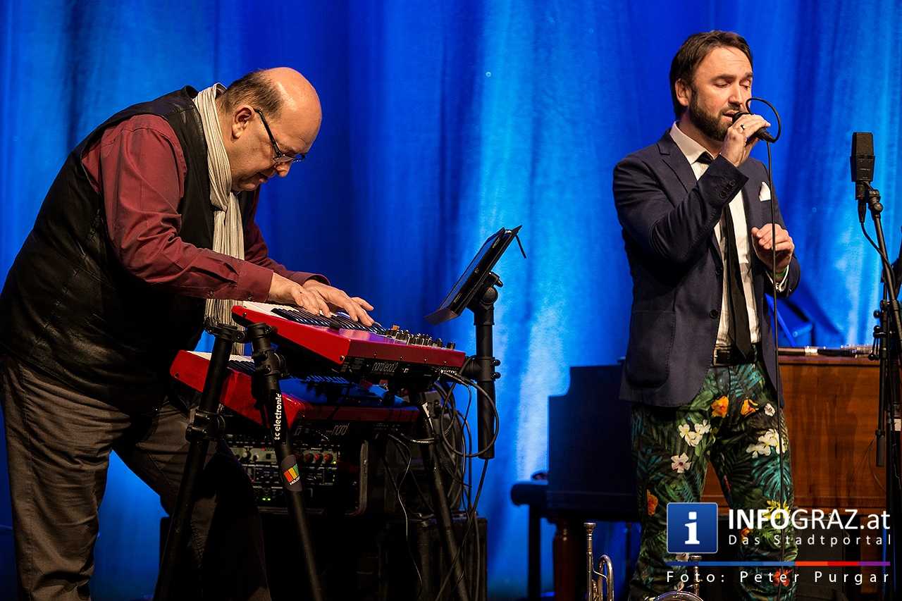 Sawoff / Meinhart - ‚Exit Universe’ - 005