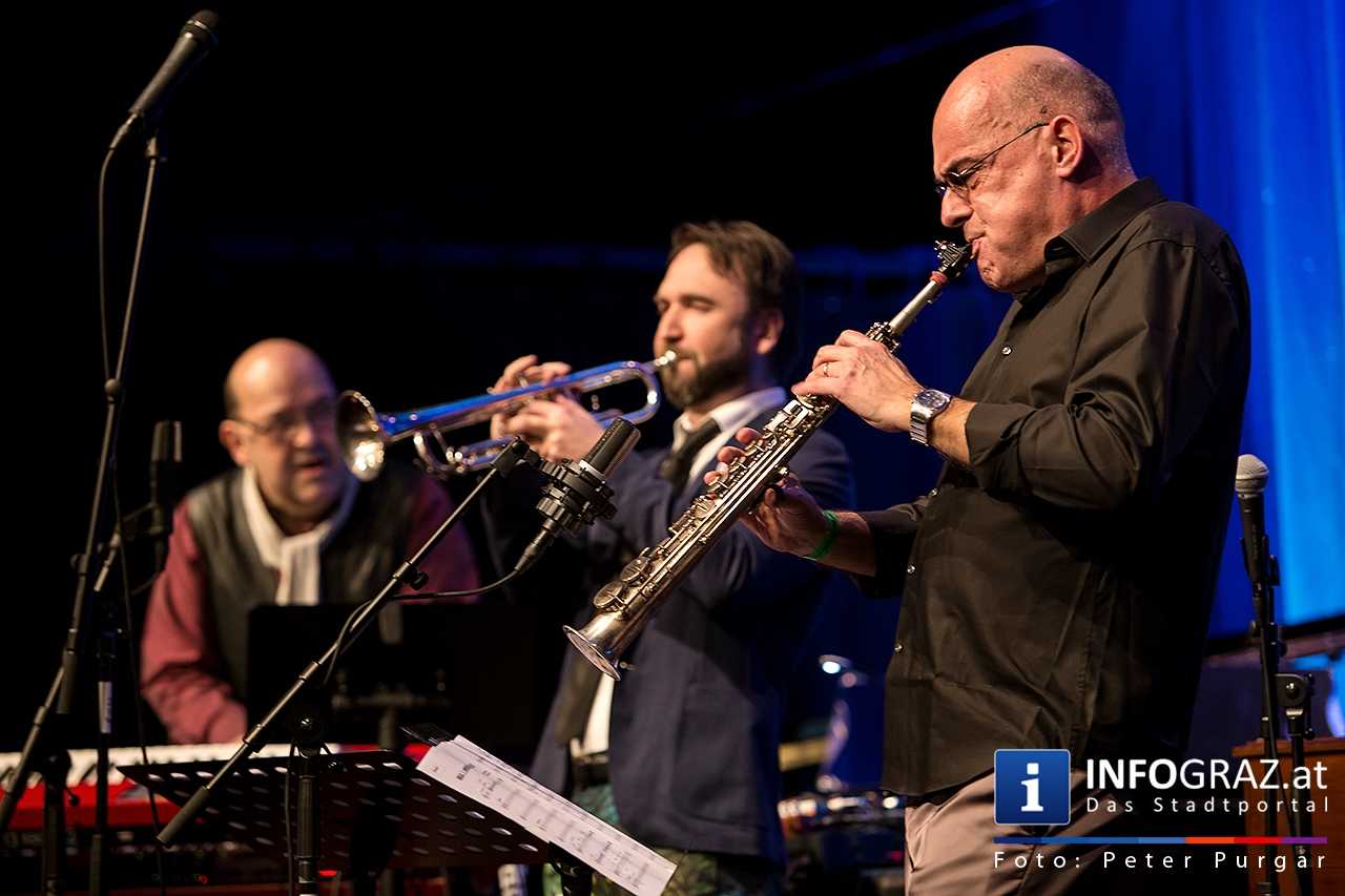 Sawoff / Meinhart - ‚Exit Universe’ - 015