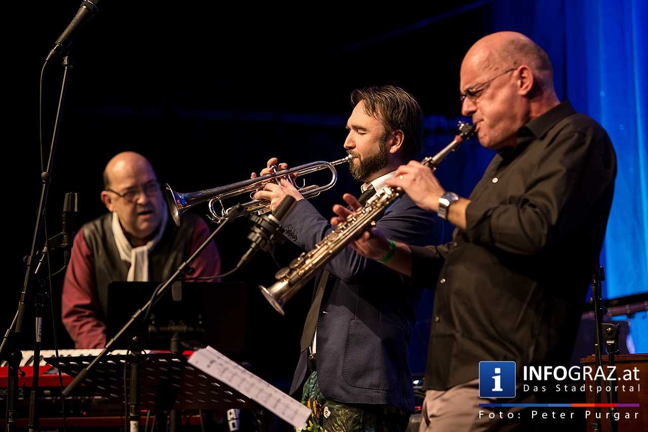 Sawoff / Meinhart - ‚Exit Universe’ - 016