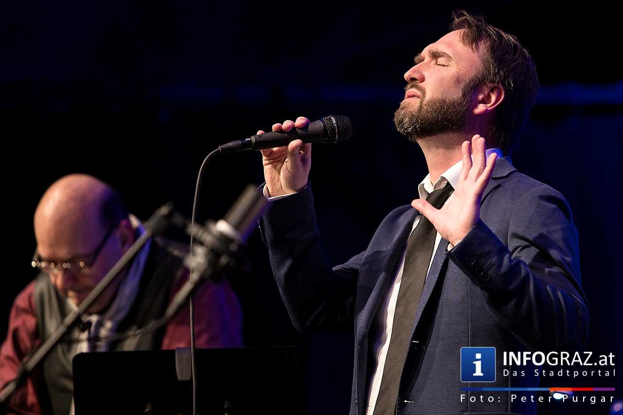 Raphael Wressnig – Hammond B-3 Orgel | Alex Schultz – Gitarre | Hans-Jürgen Bart – Schlagzeug - 028