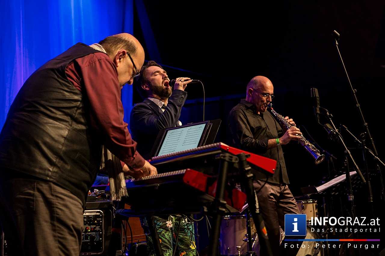 Sawoff / Meinhart - ‚Exit Universe’ - 032