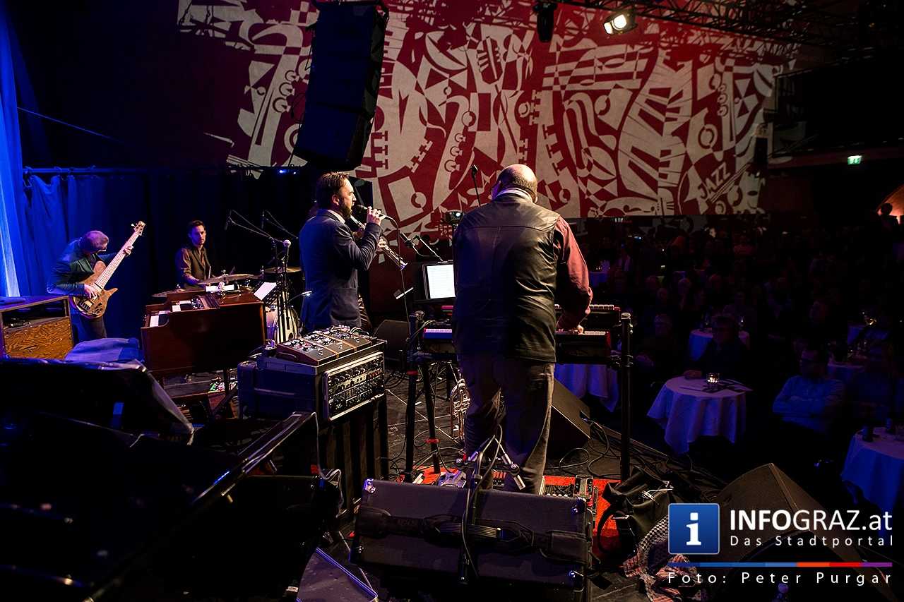 Sawoff / Meinhart - ‚Exit Universe’ - 033