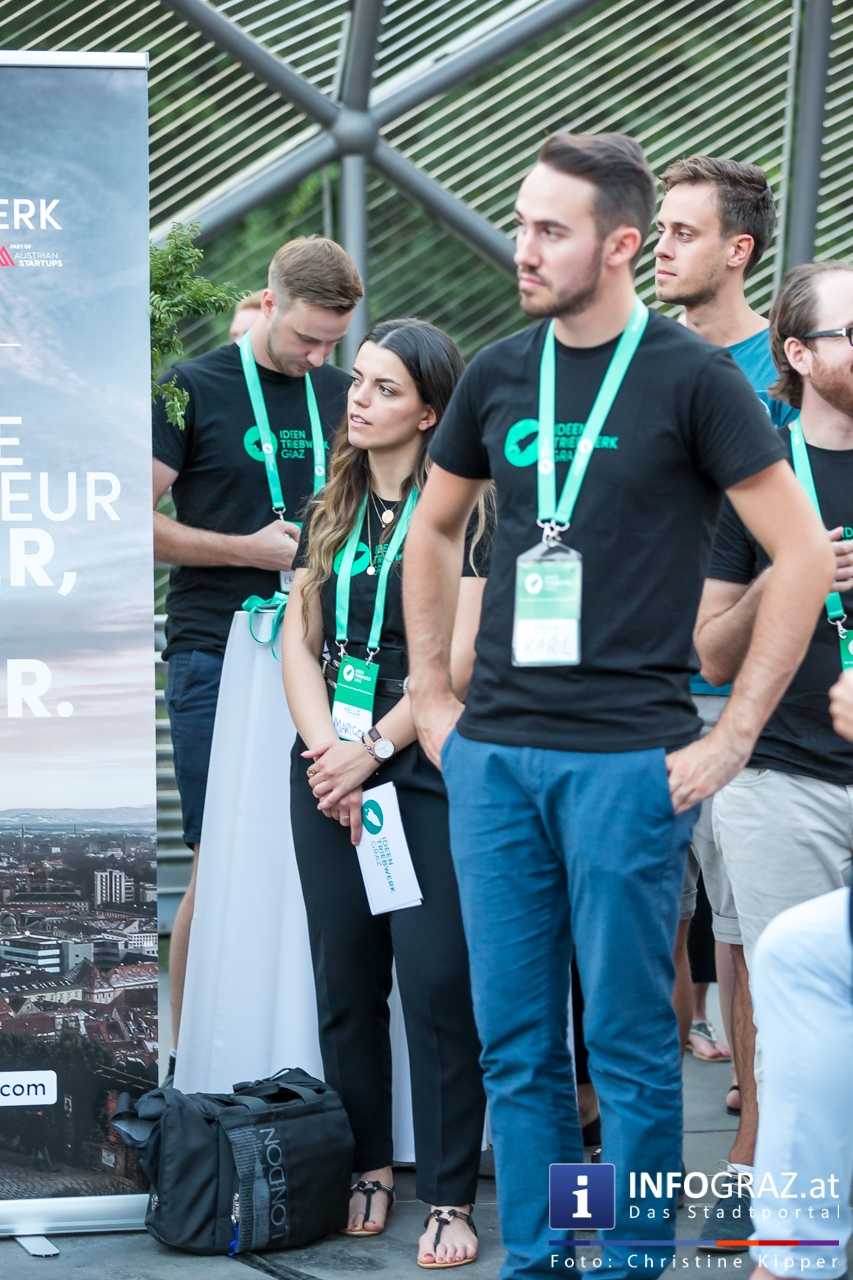 Wir vernetzen die Grazer Startup-Szene: Startup Spritzer wieder auf die Murinsel Graz! - 052