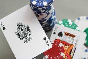 Die wichtigsten Unterschiede zwischen Live Dealer Casino Hold'em und klassischem Texas Hold'em, Casino CrazyTower Experten nachfolgend